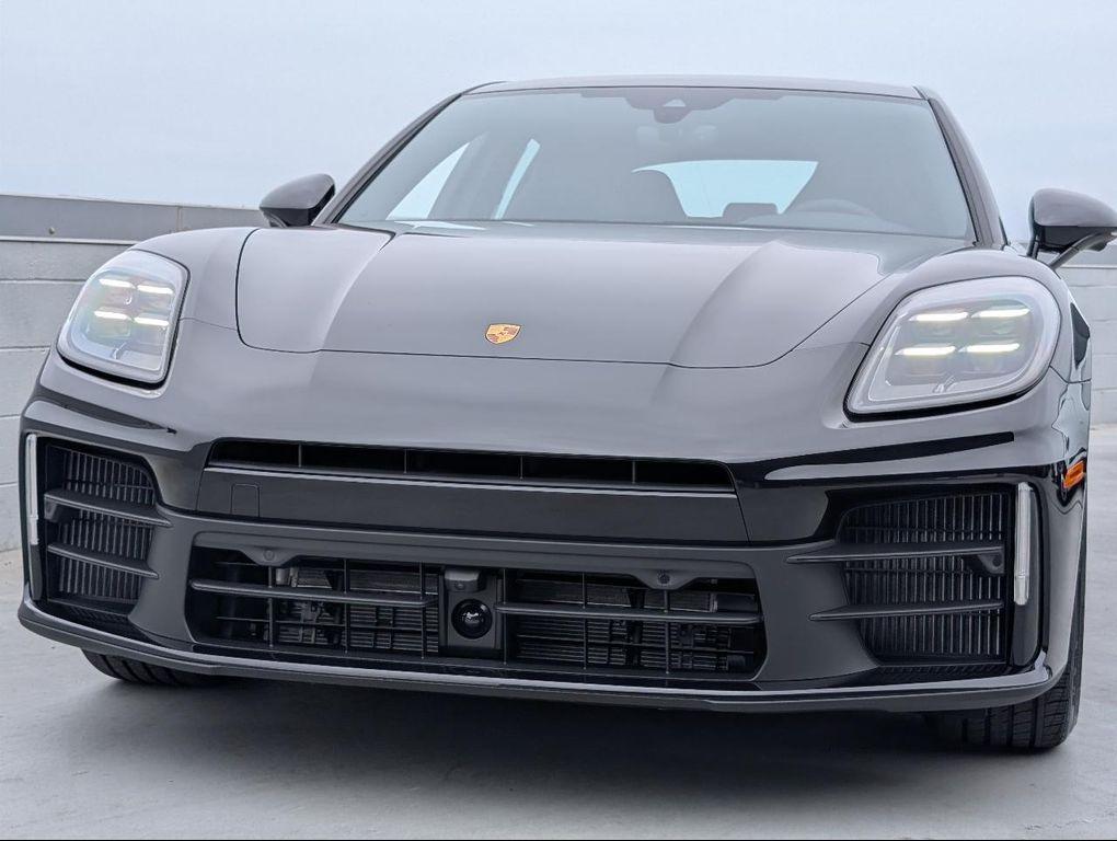 new 2025 Porsche Panamera car
