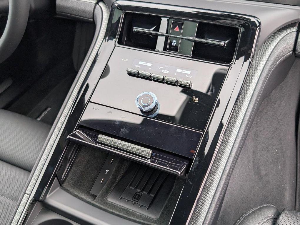 new 2025 Porsche Panamera car