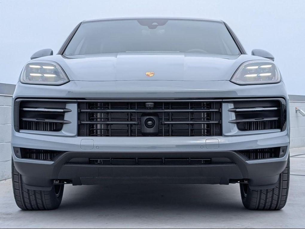 new 2025 Porsche Cayenne car, priced at $108,075