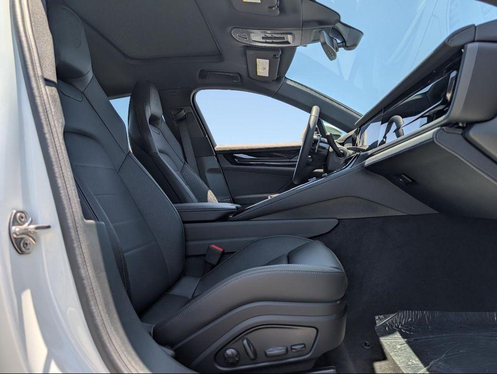 new 2025 Porsche Panamera car