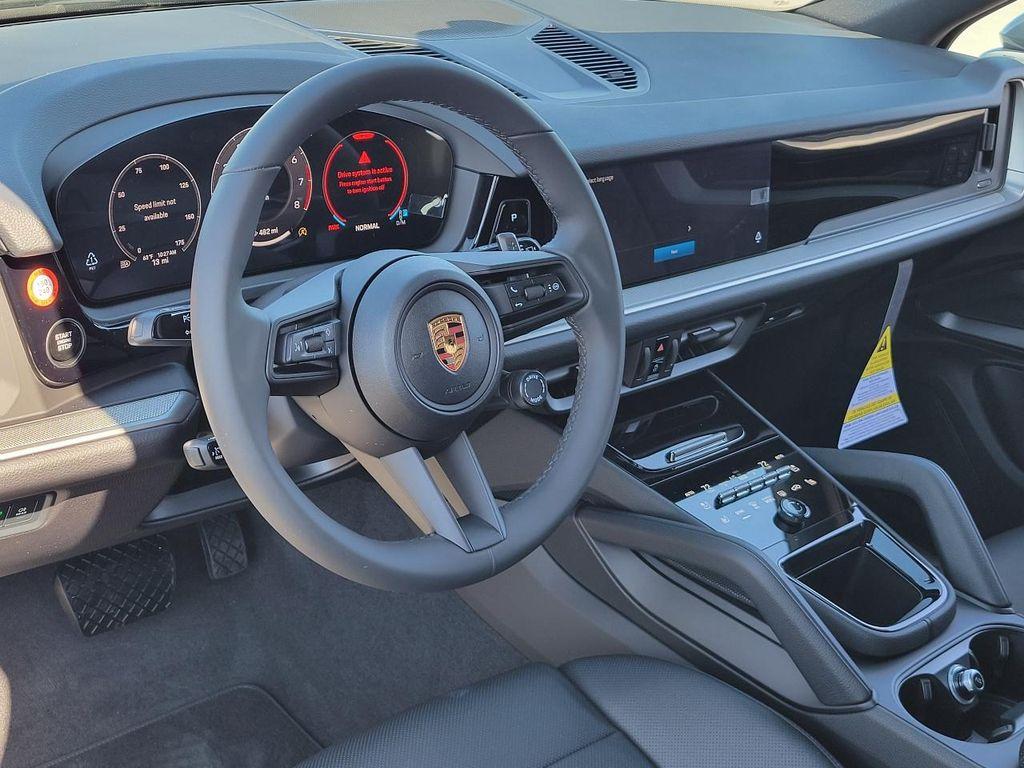new 2025 Porsche Cayenne car