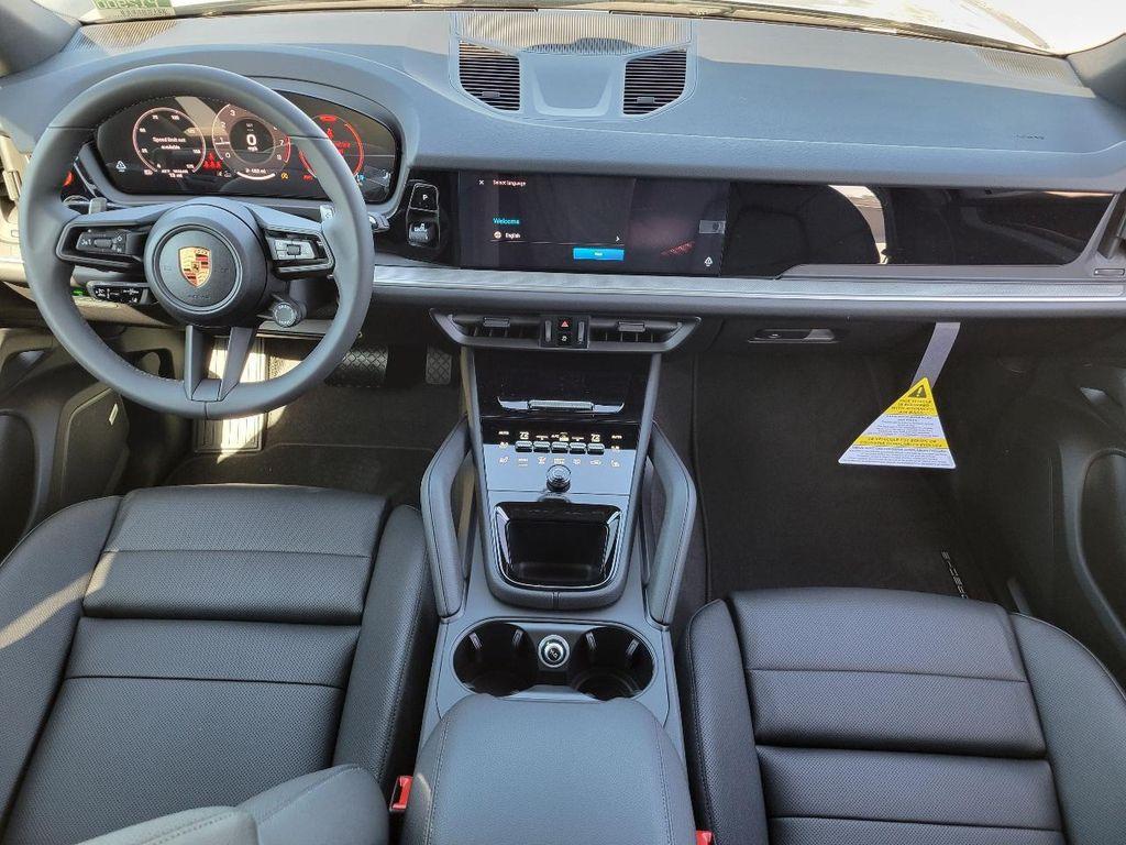 new 2025 Porsche Cayenne car