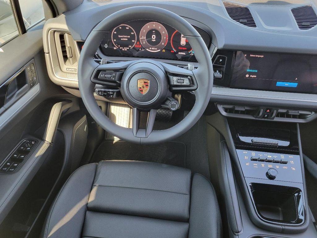 new 2025 Porsche Cayenne car