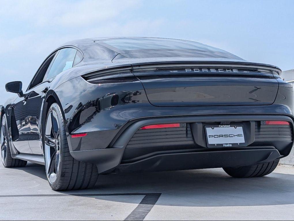 new 2025 Porsche Taycan car