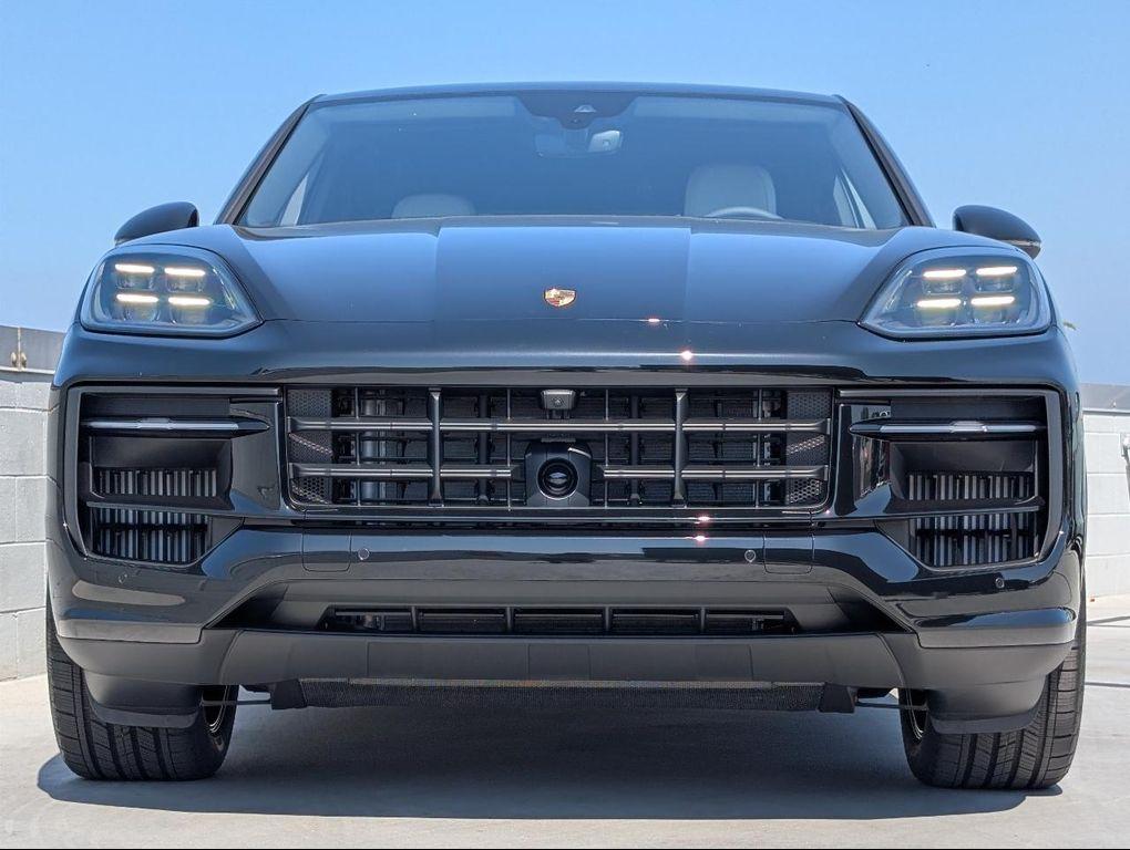 new 2025 Porsche Cayenne car