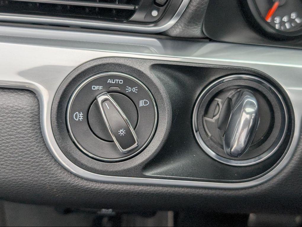 used 2018 Porsche 911 car, priced at $87,900