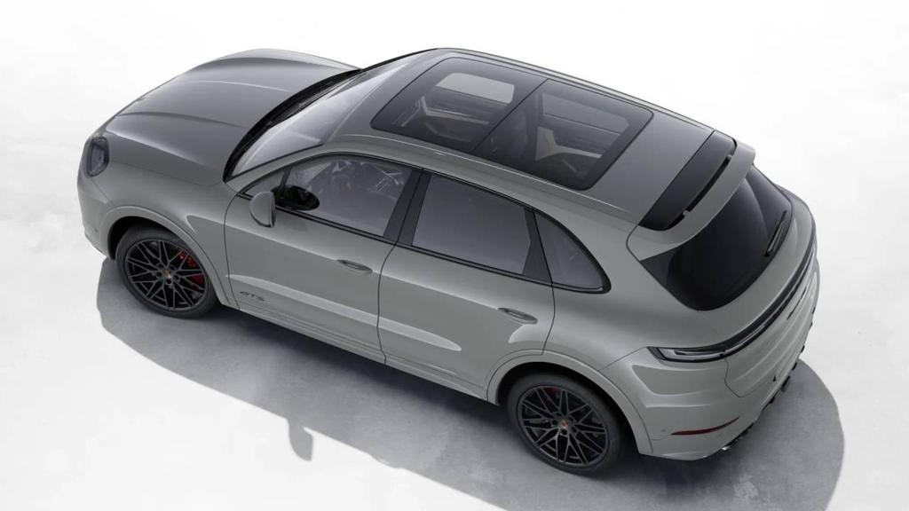 new 2026 Porsche Cayenne car