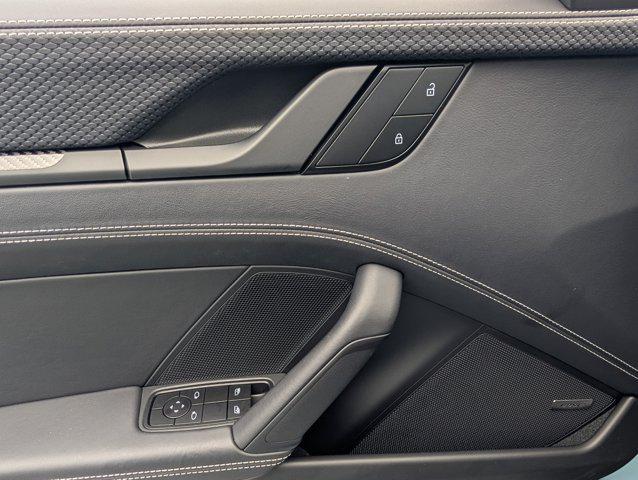 used 2022 Porsche 911 car, priced at $324,900