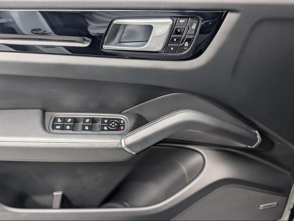 used 2020 Porsche Cayenne car, priced at $51,900