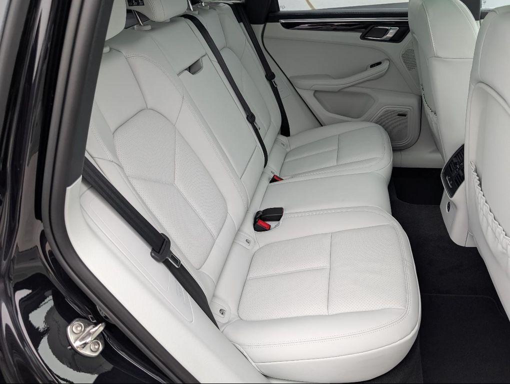 new 2025 Porsche Macan car