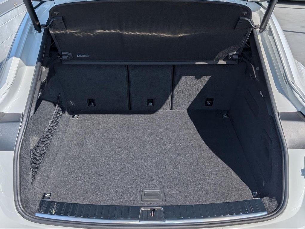 new 2025 Porsche Cayenne car, priced at $109,225