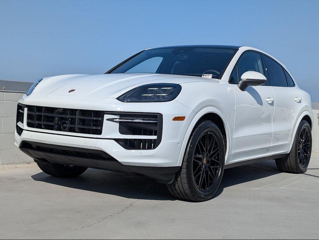 new 2025 Porsche Cayenne car, priced at $109,225