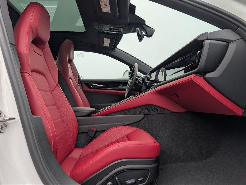 new 2025 Porsche Panamera car