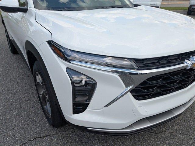 new 2025 Chevrolet Trax car, priced at $24,372