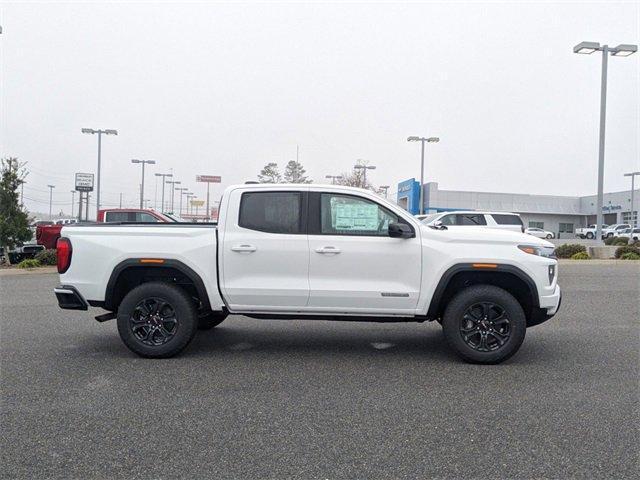 new 2025 GMC Canyon car, priced at $40,472