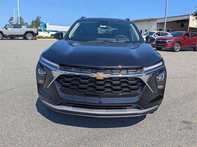 new 2025 Chevrolet Trax car, priced at $24,358