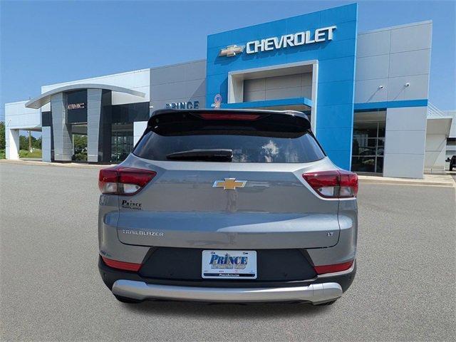 new 2026 Chevrolet TrailBlazer car, priced at $27,505