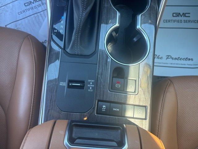 used 2022 Toyota Highlander car, priced at $39,725