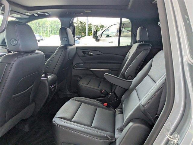 new 2025 Chevrolet Traverse car, priced at $44,023
