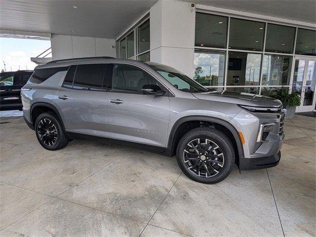 new 2025 Chevrolet Traverse car, priced at $44,023
