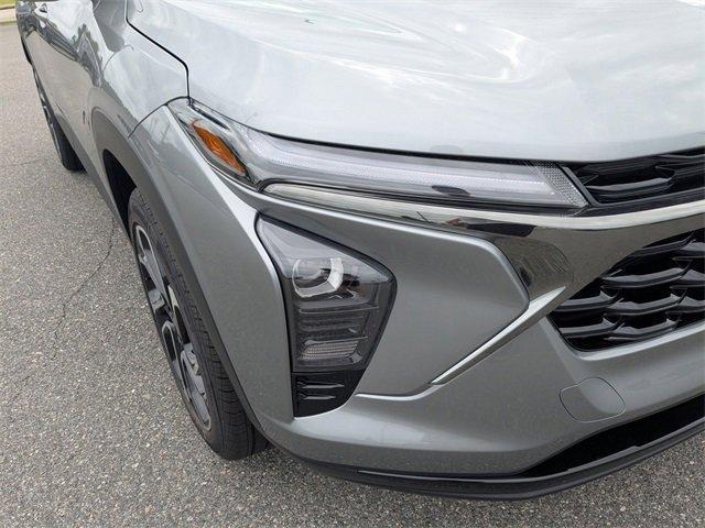 new 2025 Chevrolet Trax car, priced at $26,357