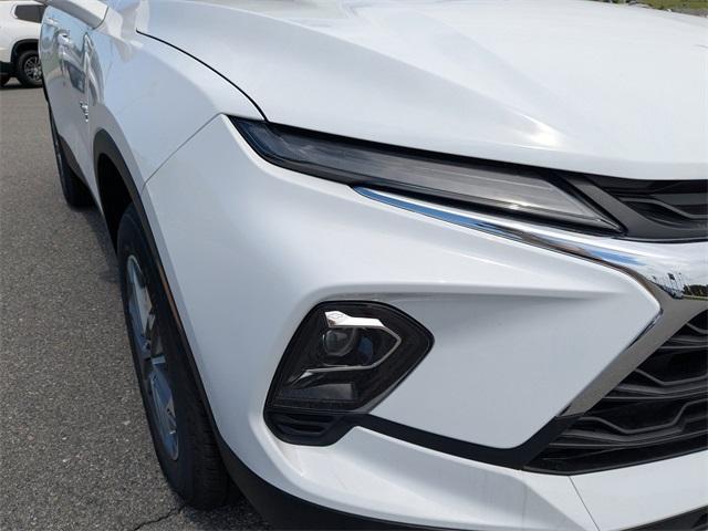 new 2025 Chevrolet Blazer car, priced at $35,107