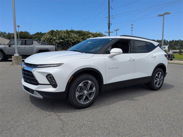 new 2025 Chevrolet Blazer car, priced at $36,257