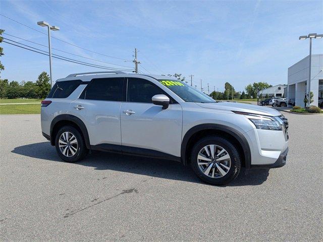 used 2022 Nissan Pathfinder car, priced at $23,900