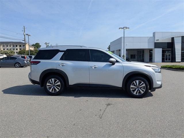 used 2022 Nissan Pathfinder car, priced at $28,900