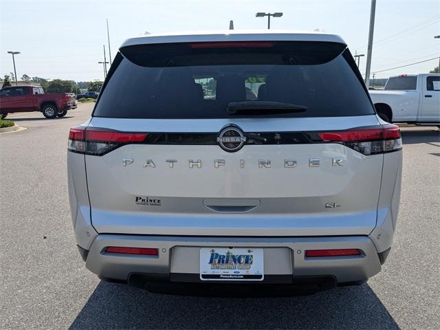 used 2022 Nissan Pathfinder car, priced at $28,900