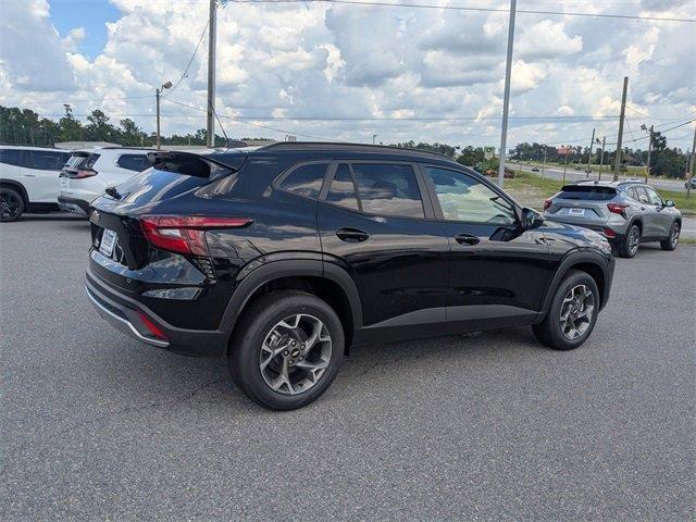 new 2025 Chevrolet Trax car, priced at $24,372