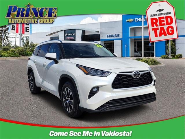 used 2020 Toyota Highlander car, priced at $25,975