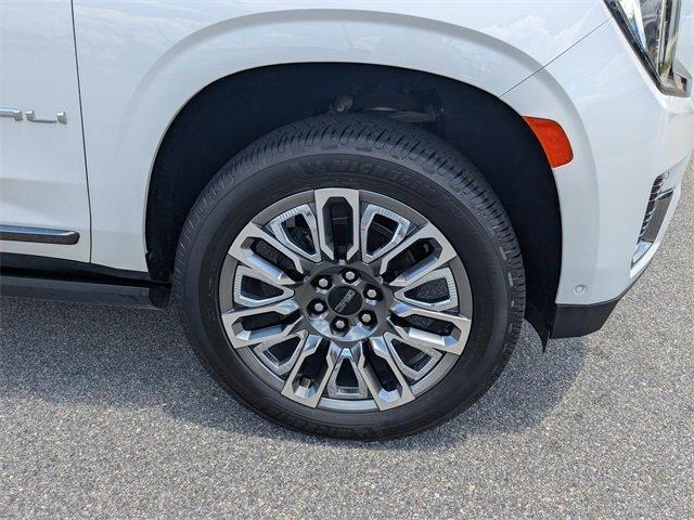 used 2023 GMC Yukon XL car, priced at $77,900