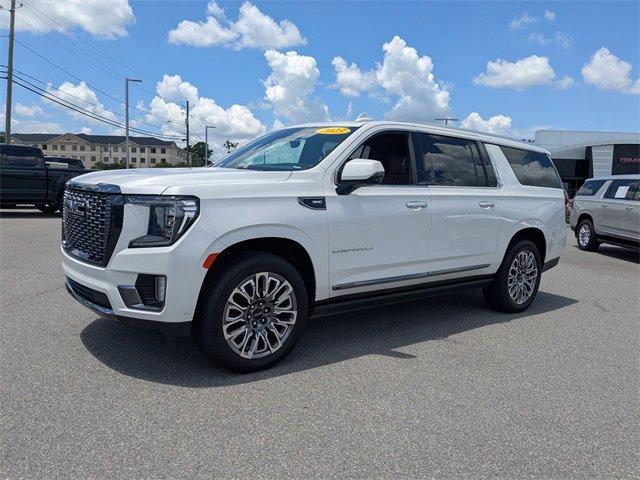 used 2023 GMC Yukon XL car, priced at $77,900