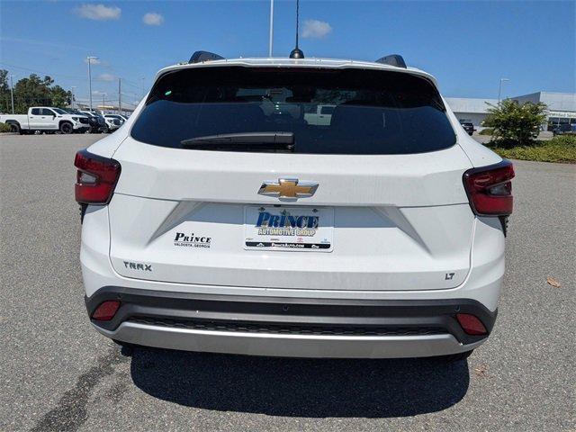 new 2025 Chevrolet Trax car, priced at $24,122