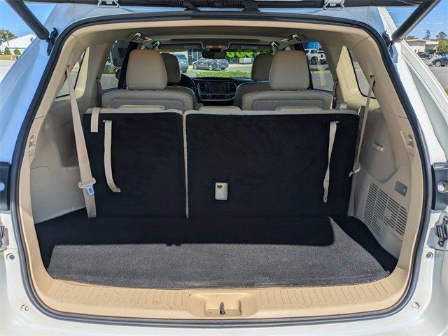 used 2018 Toyota Highlander car, priced at $21,900