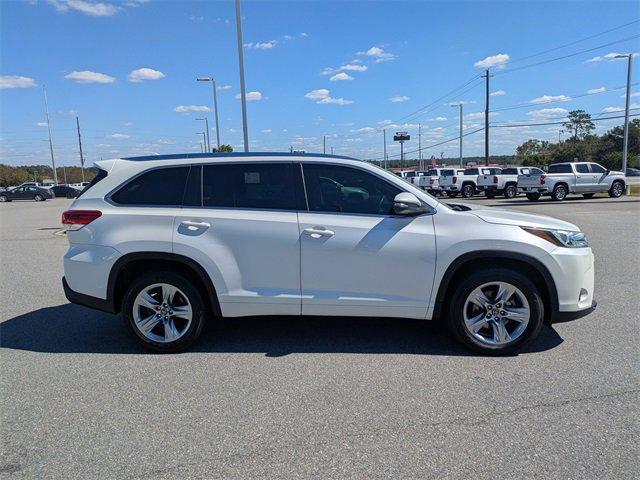 used 2018 Toyota Highlander car, priced at $21,900