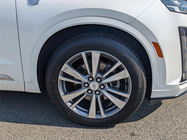 used 2020 Cadillac XT6 car, priced at $26,900