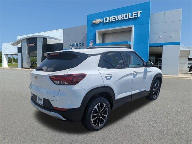 new 2026 Chevrolet TrailBlazer car, priced at $27,505