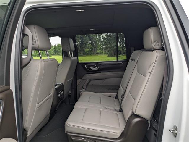 used 2022 GMC Yukon XL car, priced at $47,880