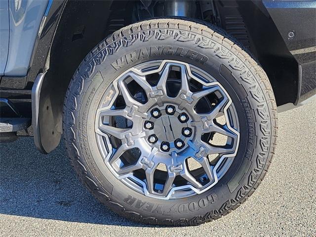 new 2025 GMC HUMMER EV Pickup car, priced at $97,934