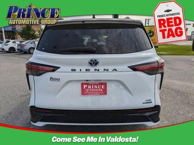 used 2022 Toyota Sienna car, priced at $37,625