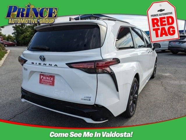 used 2022 Toyota Sienna car, priced at $37,625