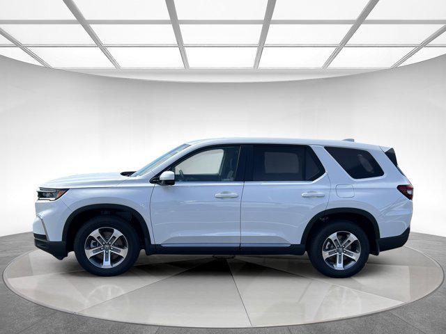 new 2025 Honda Pilot car, priced at $47,769
