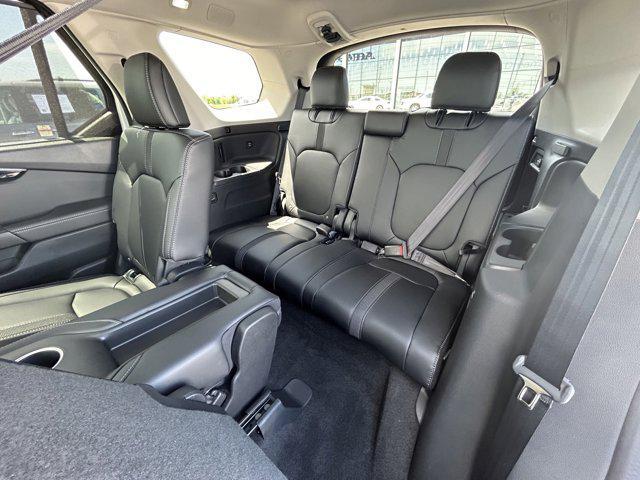 new 2025 Honda Pilot car, priced at $47,769