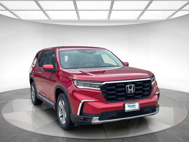 new 2025 Honda Pilot car, priced at $48,499