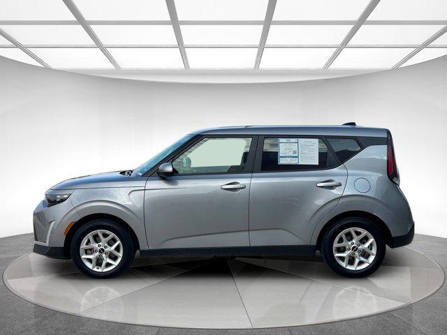 used 2023 Kia Soul car, priced at $15,772
