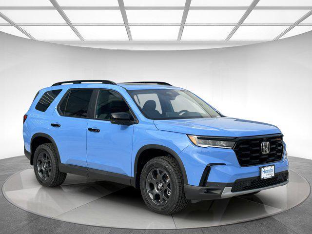 new 2025 Honda Pilot car, priced at $51,569