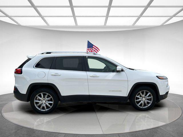 used 2018 Jeep Cherokee car, priced at $15,858