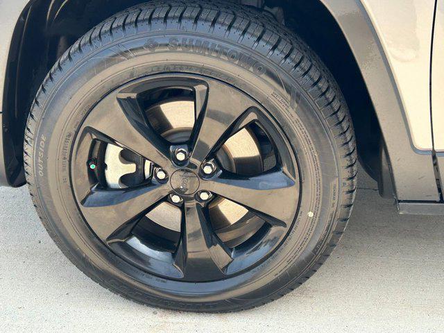 used 2021 Jeep Cherokee car, priced at $18,757